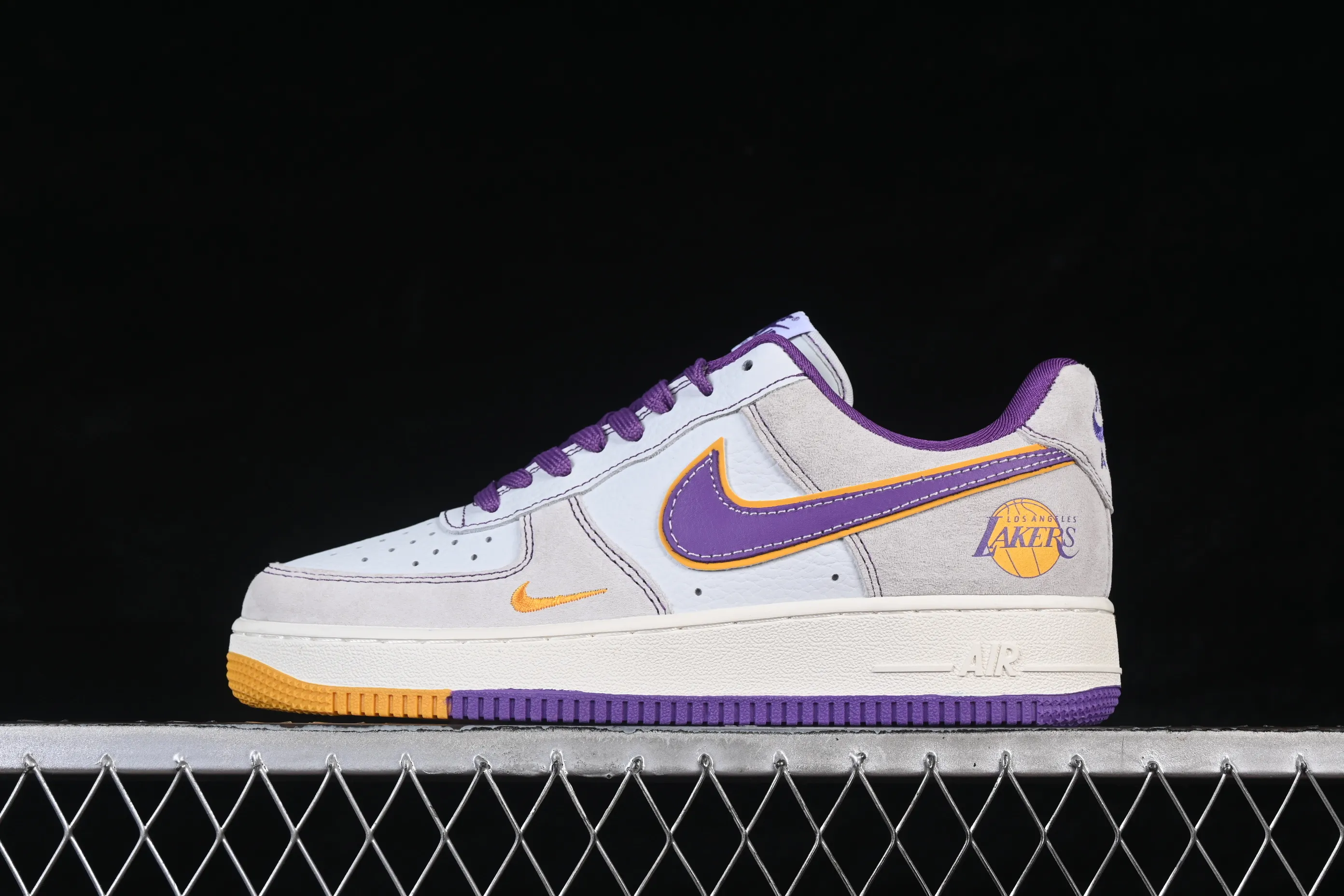 All categories Nk Air Force 1 Air Force series Nk Air Force 1 Low Air Force low top Nike Air Force 1'07 Low NBA joint Purple Lakers Air Force 1 low top casual sneakers SS1979-004